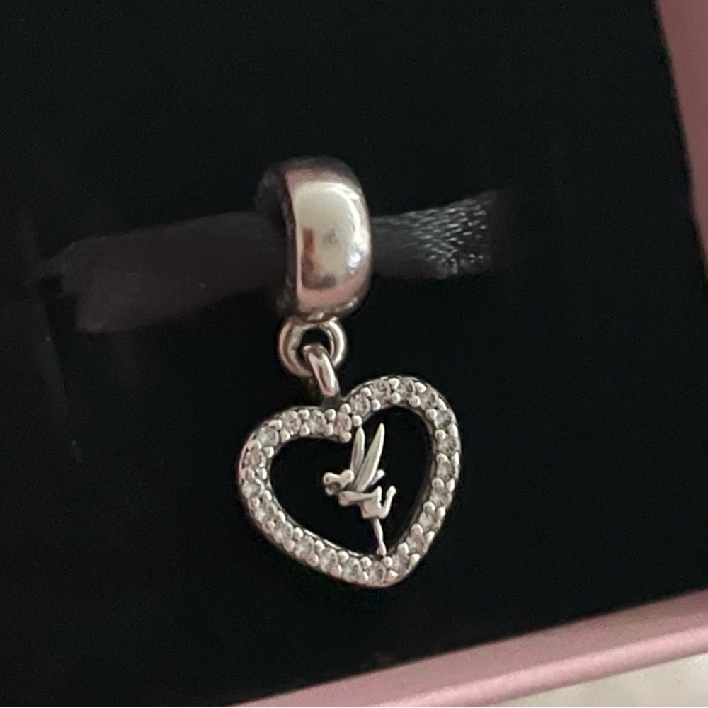 Disney Pandora - Picture 1 of 3